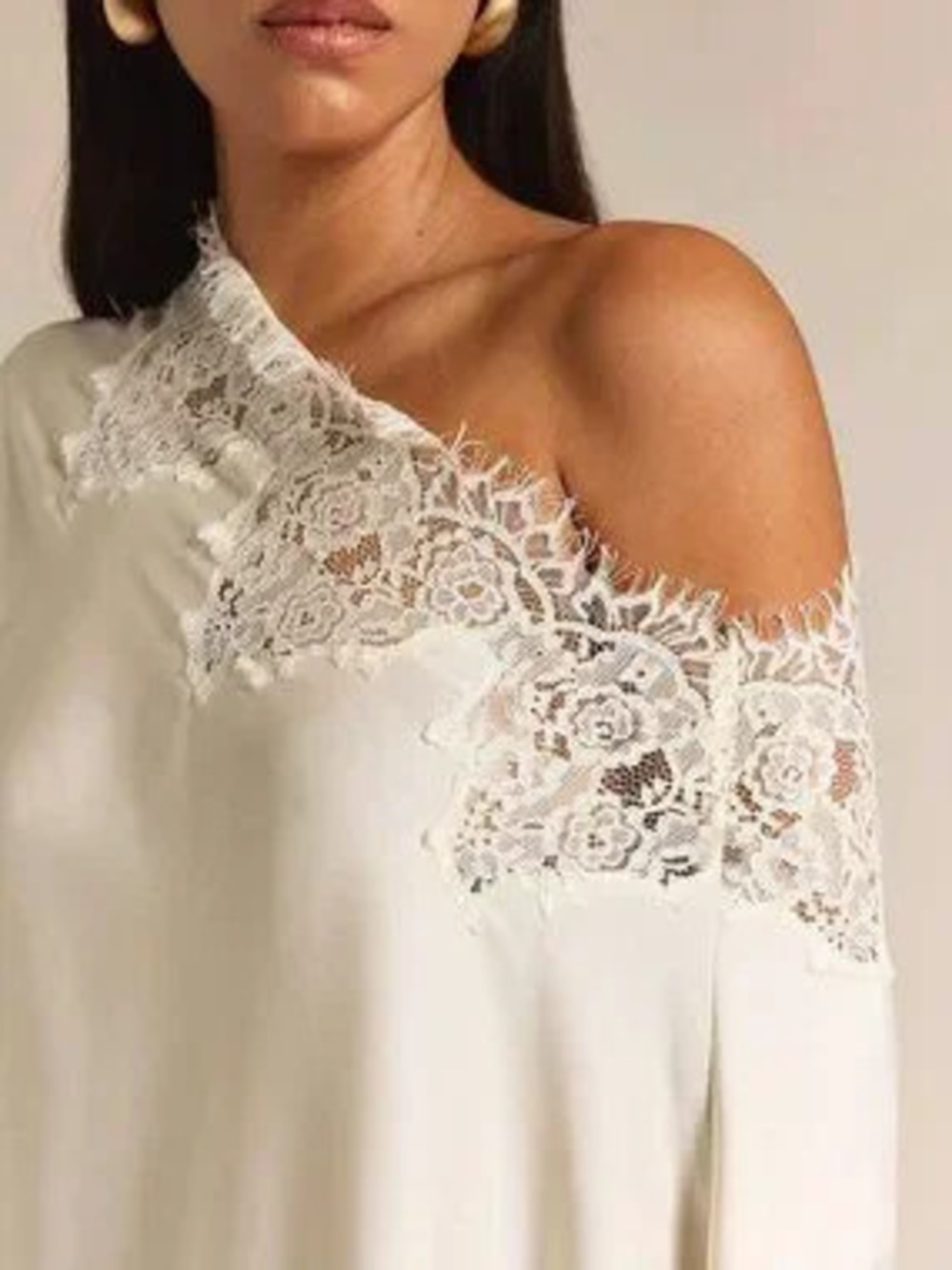Cream Elegant Women's Lace Patchwork Asymmetric Shoulder Casual Tea Party Shirt
